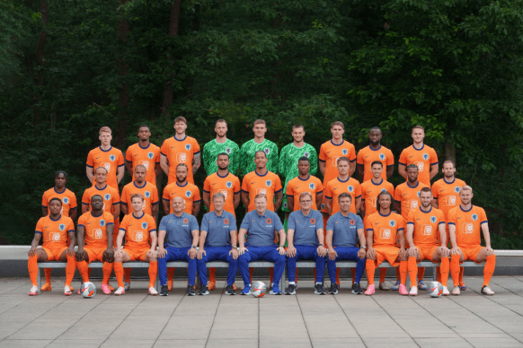 塞鸟首秀失,踪引关注,恩德乌红牌,广州赛马会,广州赛马,赛马活动,马术赛事